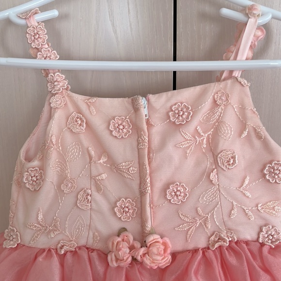 BEAUTIFUL, 1-OF-A-KIND CUSTOM-MADE peach/coral PARTY DRESS! Size 3-4T. - Picture 6 of 6
